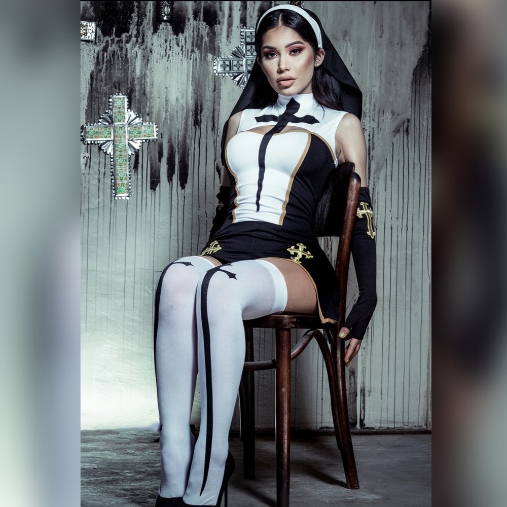 Fashion nova bad habits nun 4 piece costume set